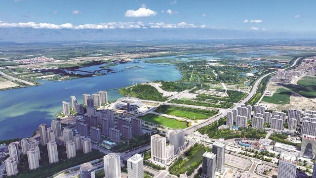绿色生态与城市建设相融共生。