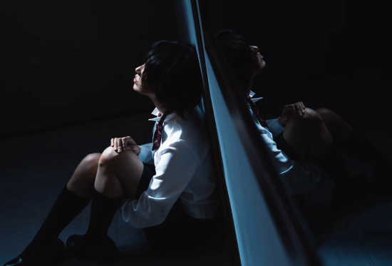 周淑怡直播国产新游《恶校游戏》遭封禁:官方强制 脸都没了