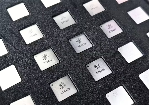 美国芯的替代者！井芯微国产交换+桥接芯片双发：600Gbps、100ns时延