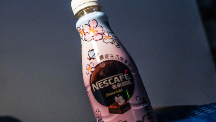 雀巢，范畴效应，