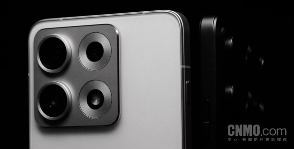 拯救者手机Y70新一代