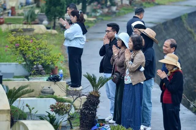 Tiết Thanh minh: Vì sao người Việt chỉ tảo mộ, không du xuân như Trung Quốc? - Ảnh 1.