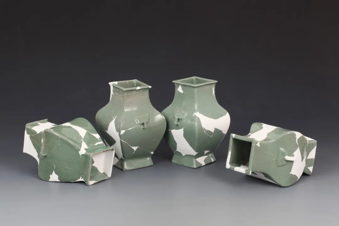 这是张公巷窑修复展出的方壶(资料照片)。新华社发