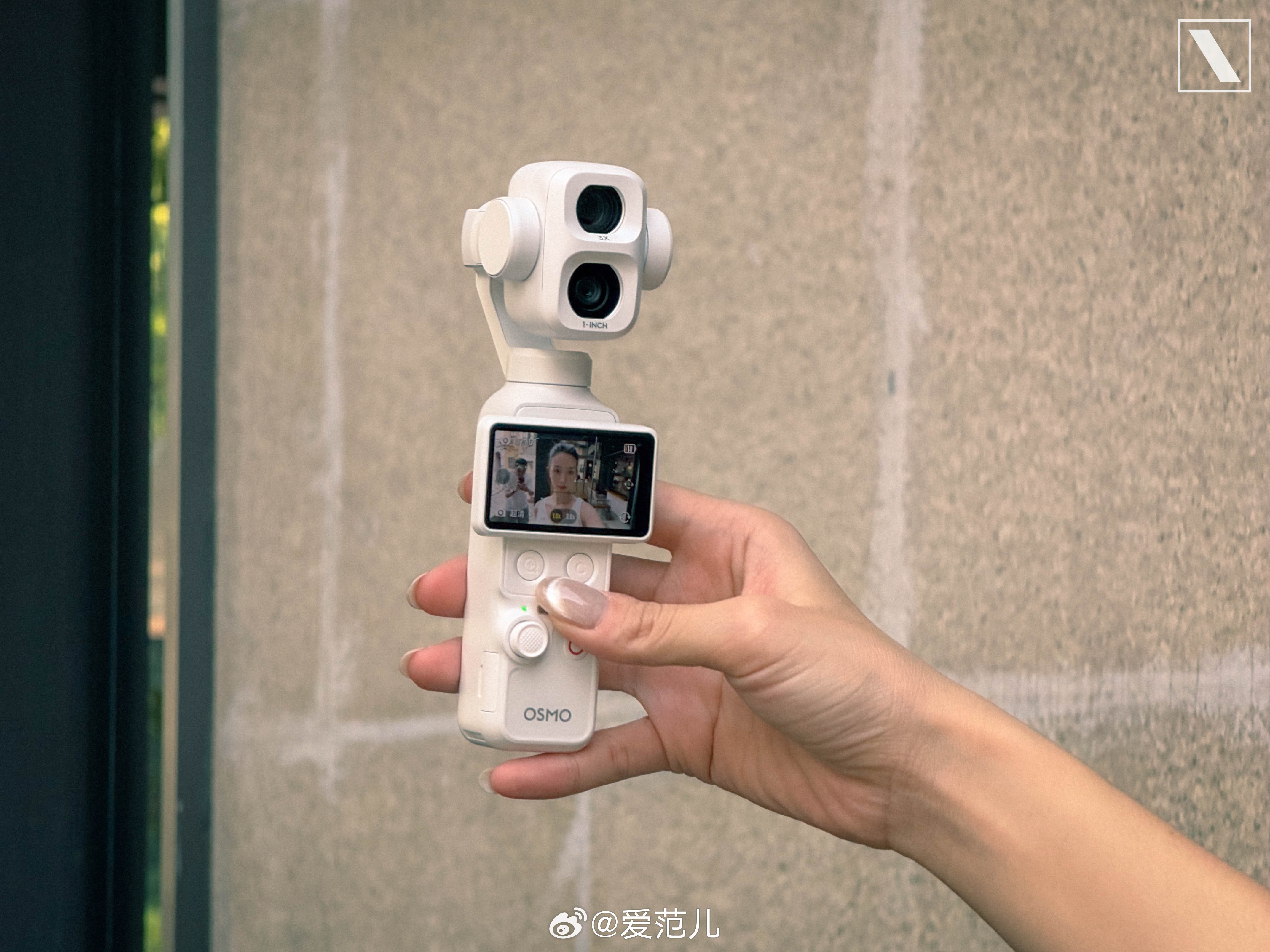 #爱范儿图赏#｜白色 Pocket 4P：清清爽爽换身新衣裳 爱范君