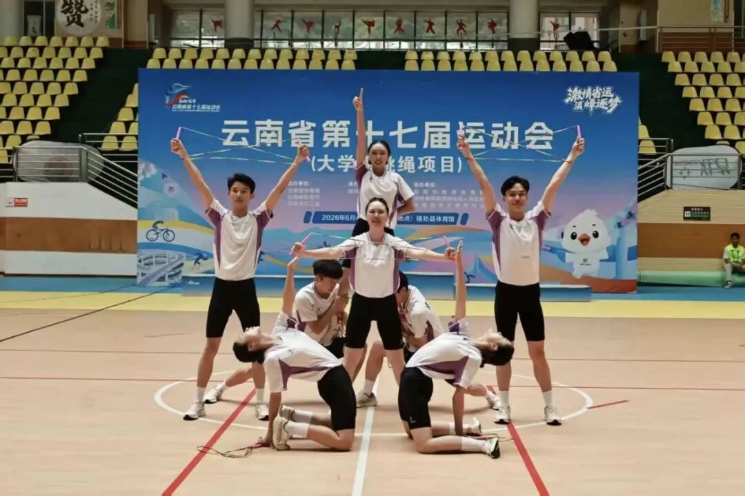 fe1c275cd414a7d7bc53ce3d5060a16b.jpg