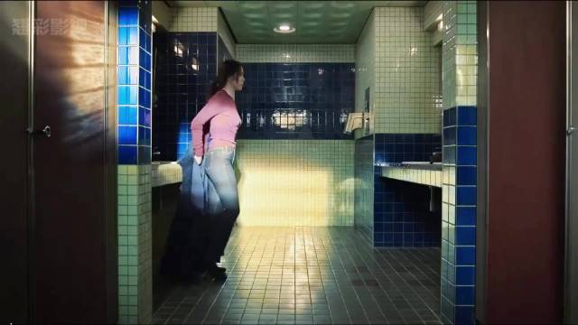 为保护爱妻孩子体育游戏app平台体育游戏app平台，守住千辛万苦买来的屋子，男主的工作之战