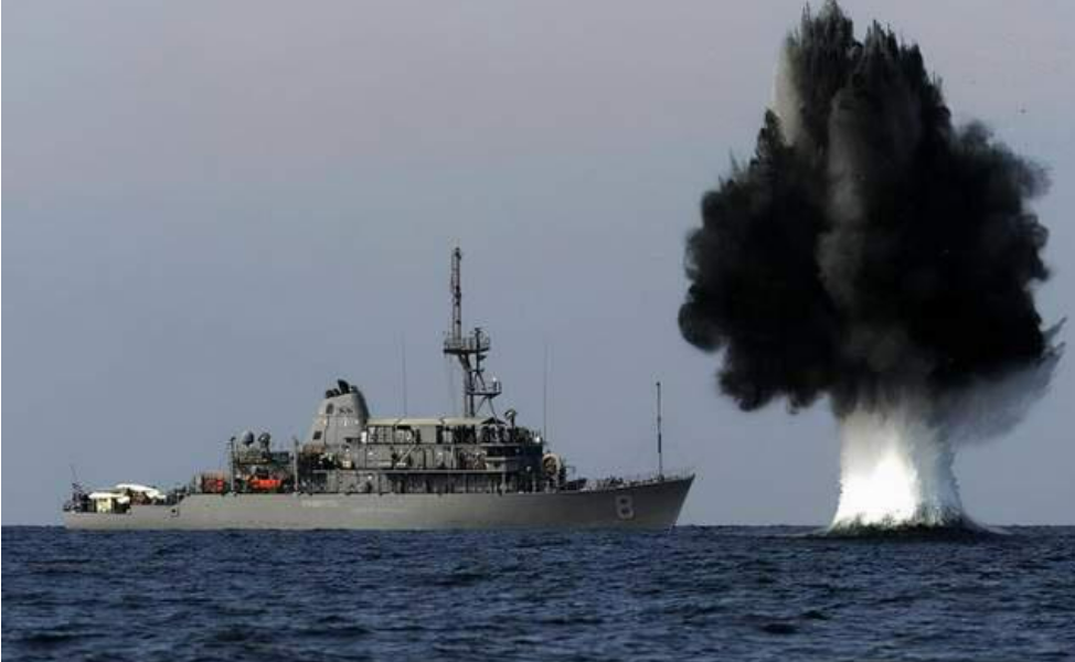 美扫雷力量向中东集结，霍尔木兹海峡若被封锁美军能打开吗？