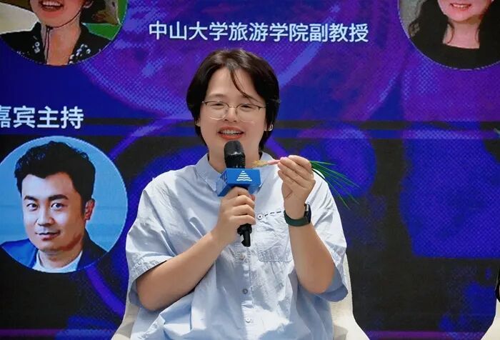 钟淑如在上海书展活动现场    光启书局供图