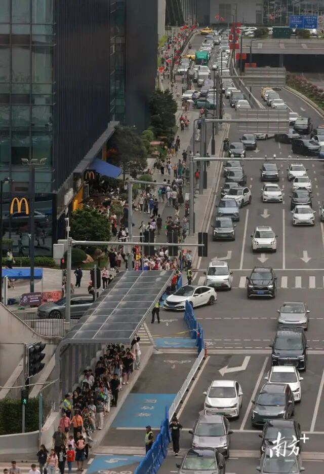 南方+ 吴伟洪 拍摄