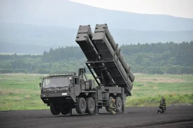 日本国产的12式地对舰导弹