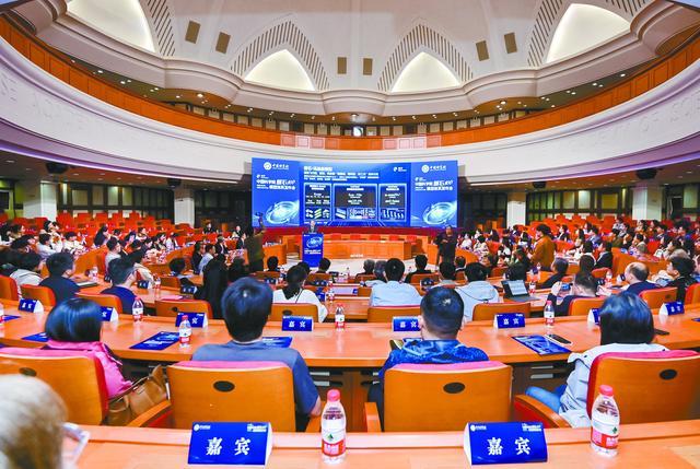 4月28日，中国科学院庄重发布“磐石100”模子体系。