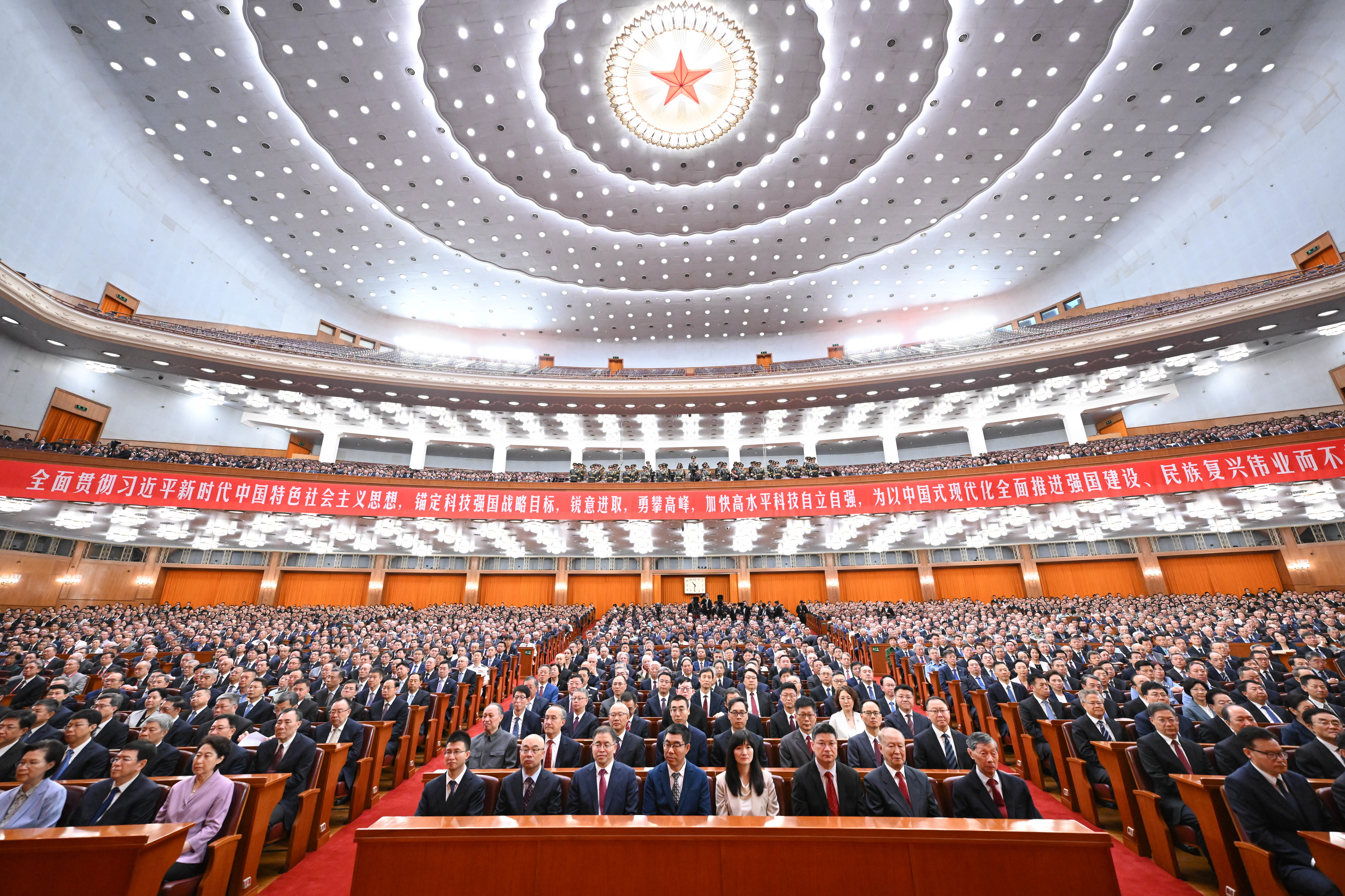 2026年7月8日上午，国家科学技术奖励大会、中国科学院第二十二次院士大会和中国工程院第十八次院士大会、中国科学技术协会第十一次全国代表大会在北京人民大会堂隆重召开。新华社记者 李响 摄