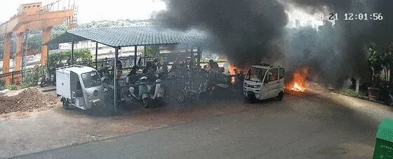 监控[00-11-57--00-12-02].gif