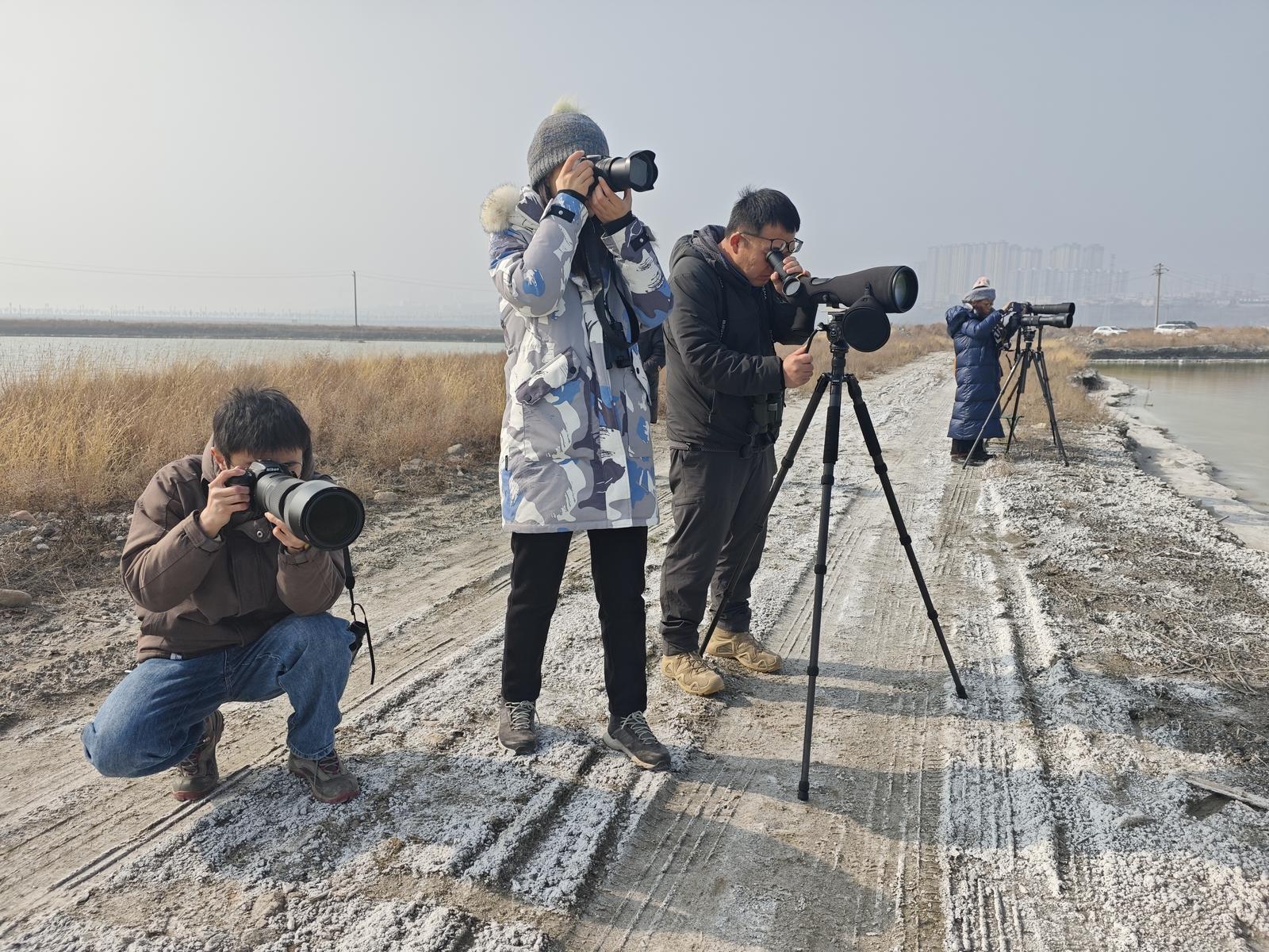 摄影师正在拍摄。