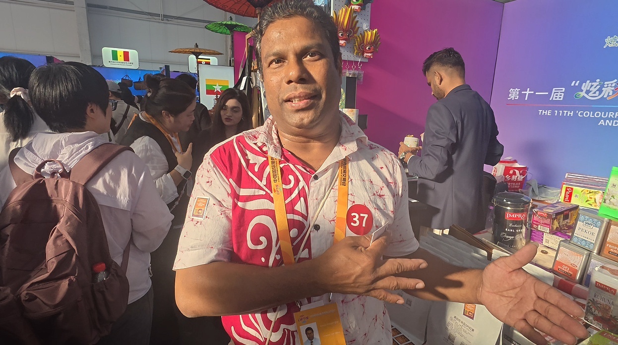 服贸会“常客”斯里兰卡贸易商阿努拉:通过服贸会观察全球青年消费群体的新变化。