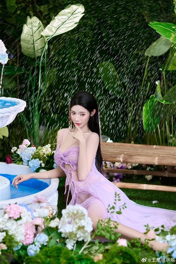 影游T0女主！“浩浩妈”王星辰新美照：简直不要太美