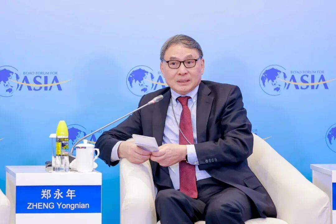 郑永年在27日的“世界变局中的南海秩序与治理合作”分论坛上发言（图源：主办方）