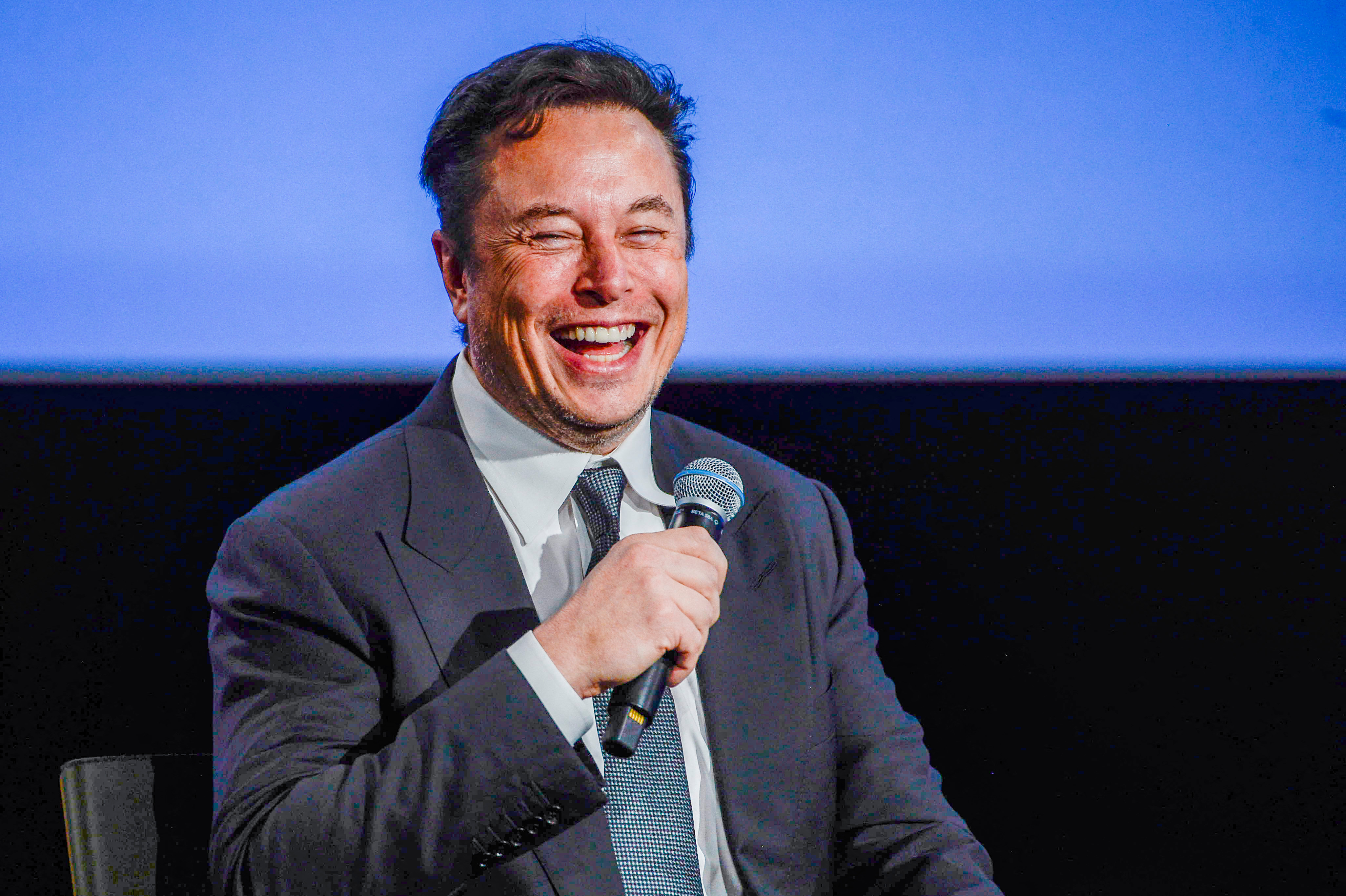 马斯克净资产重回万亿【SpaceX股价大涨,马斯克净资产重回一万亿美