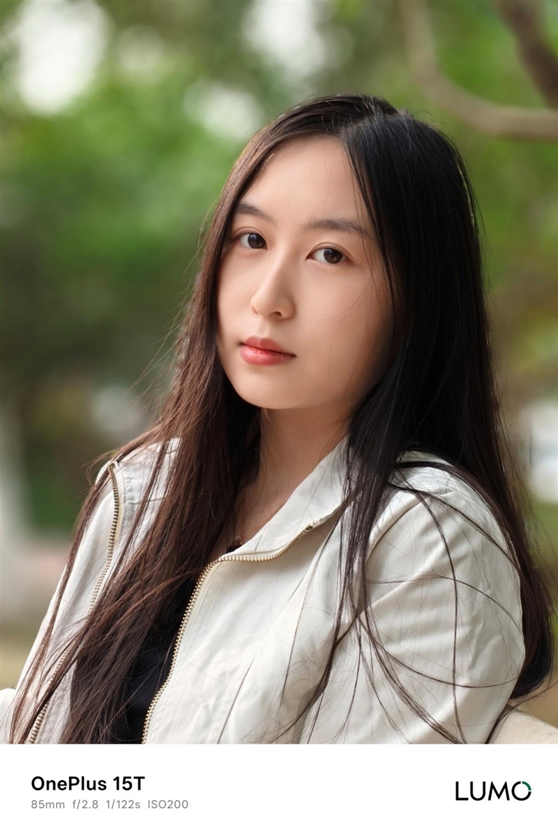 小屏不妥协配置反升级！一加15T手机深度评测：小巧玲珑的满血性能旗舰