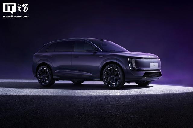 上汽奥迪AUDI E7X新车官宣“Here it comes”,矩形尾灯点亮