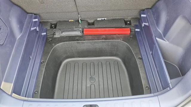 8万级能给你激光雷达,但这不是零跑A10最夯的地方