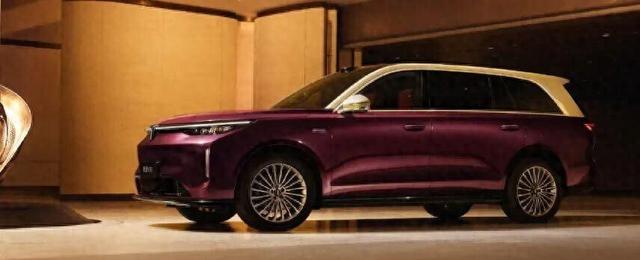 37.18 万起！大 6 座 SUV 魏牌 V9X 开启预售，4S 店不说的后轮转向，空气悬架竟成标配-有驾