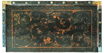 彩绘龙凤纹漆木案