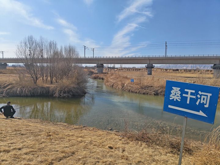 位于朔州市朔城区的马邑村是是恢河与源子河汇合成桑干河的地方。（新华每日电讯记者王劲玉摄）