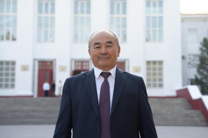 阿克尔别克·奇梅罗夫。中新社记者 单璐 摄
