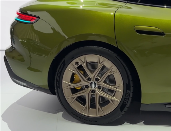 华为一语气发了22个新品 被一款千元机抢了风头