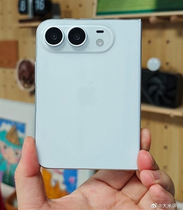 苹果发布会的绝对主角!iPhone Ultra来临:史上变化最大的iPhone