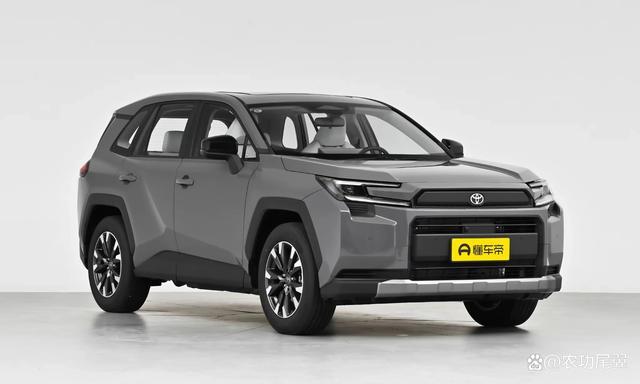 试驾一汽丰田RAV4荣放：2.0L电混双擎，经济耐用操控轻松-有驾