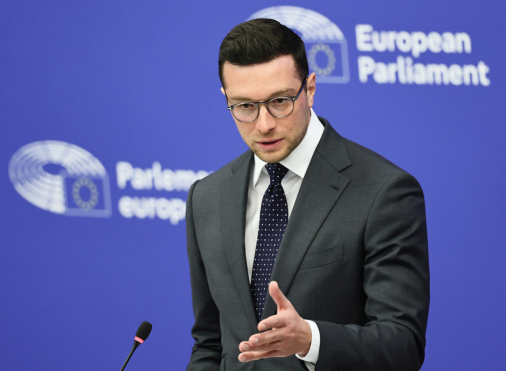 法国极右翼政党“国民联盟”主席巴尔代拉(视觉中国)