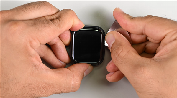 苹果终于改了！iFixit拆解Apple Watch S12：电池更好拆了