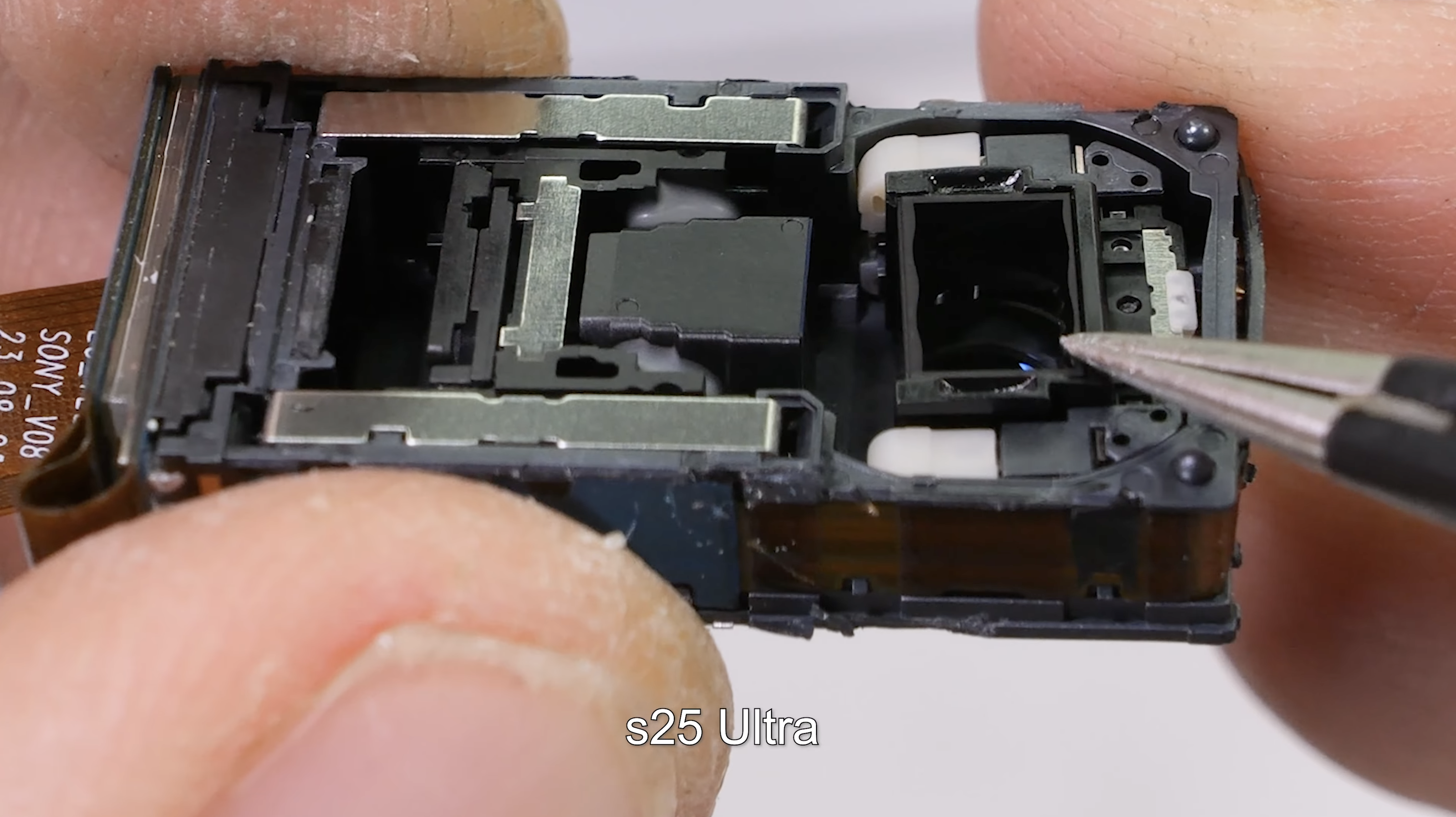 2026 年第一个机皇,粉丝先买|三星 S26 Ultra 评测