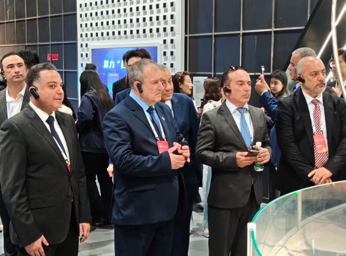 摄影:郝洋斌 韩博轩