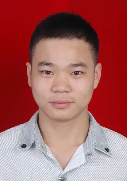 9.吴星星证件照.jpg