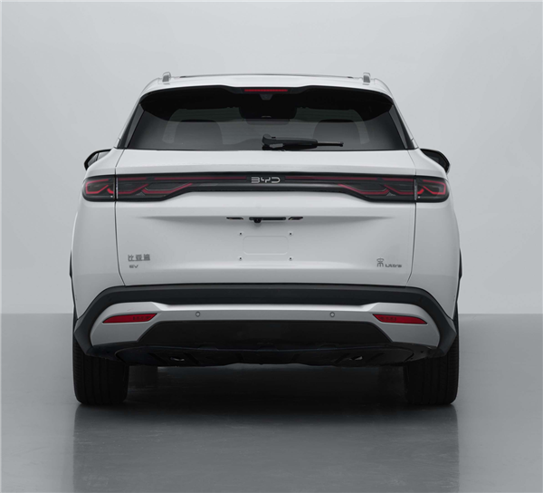 自驾游神器!比亚迪宋Ultra EV内饰公开:座椅可秒变双人大床