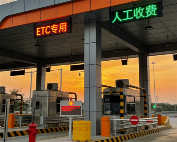 不取卡、不泊车平直过!5月1日起河南实施高速通行新政 官方回话