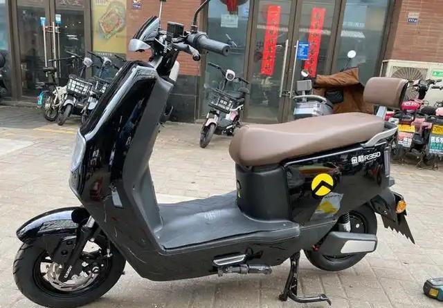 休止杂牌车!三款塌实耐造电动车,售价两千到三千,鄙俚骑用五到八年-有驾