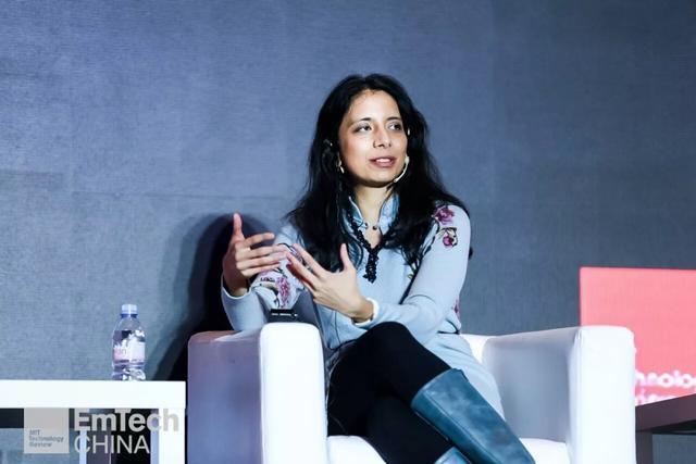 图 | Anandkumar 出席由 DeepTech 主办的 EmTech China 全球新兴科技峰会（来源：DeepTech）
