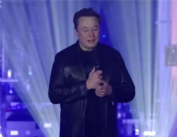 SpaceX惊东谈主转机！马斯克：五年后AI占SpaceX价值99% 