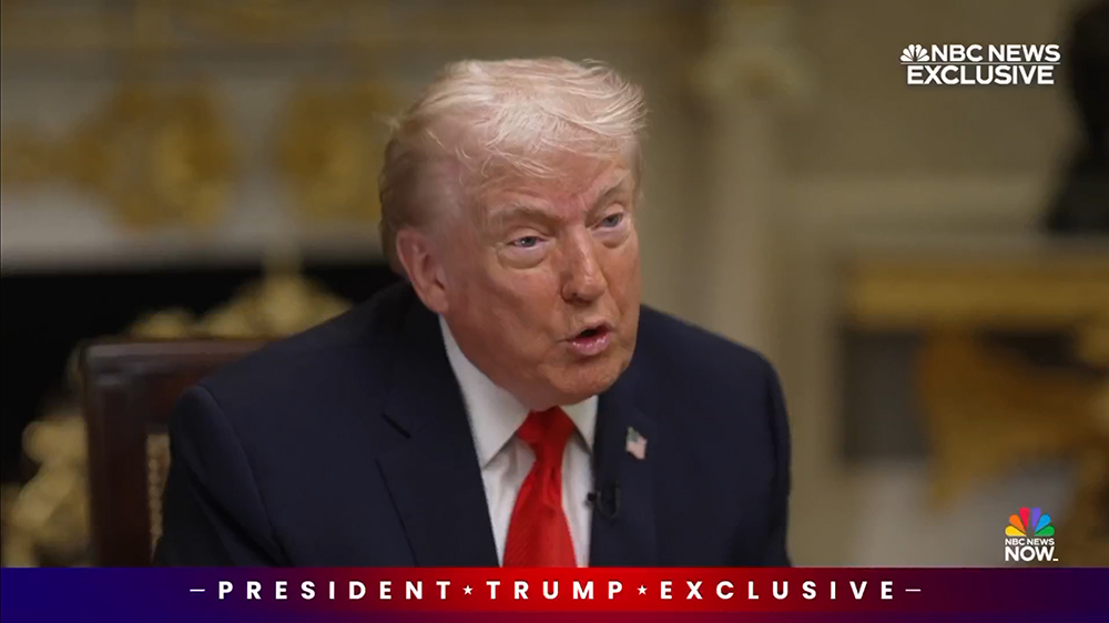 当地时日,特朗普接受专访,谈及第三任期话题。 视频截图