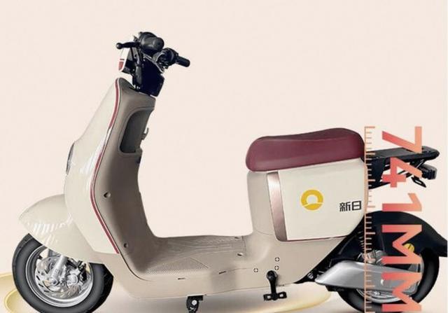 昨晚,和卖车老板聊天,他透露三个内幕消息,BBA大降价换销量却难挽颓势,国产车全球销量抬升,年轻人消费转向本土品牌-有驾