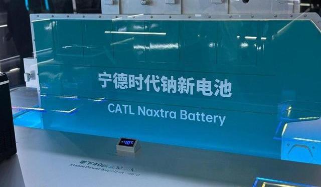 第四代EA888发动机技术极限揭秘，燃油机时代如何被电动化无声终结？-有驾