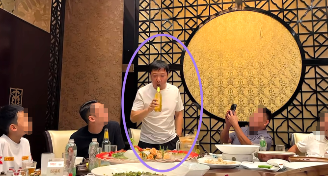 码为观察者网所打 图源:今日头条账号“裕丰人间说”
