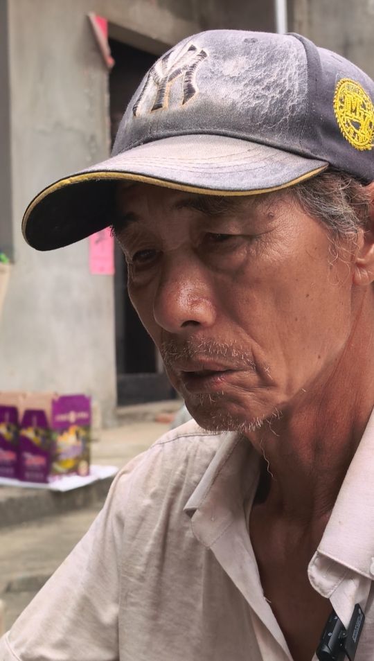 福建“葡萄爷爷”台风前抢收300斤彻夜忧心，最终“虚惊一场”