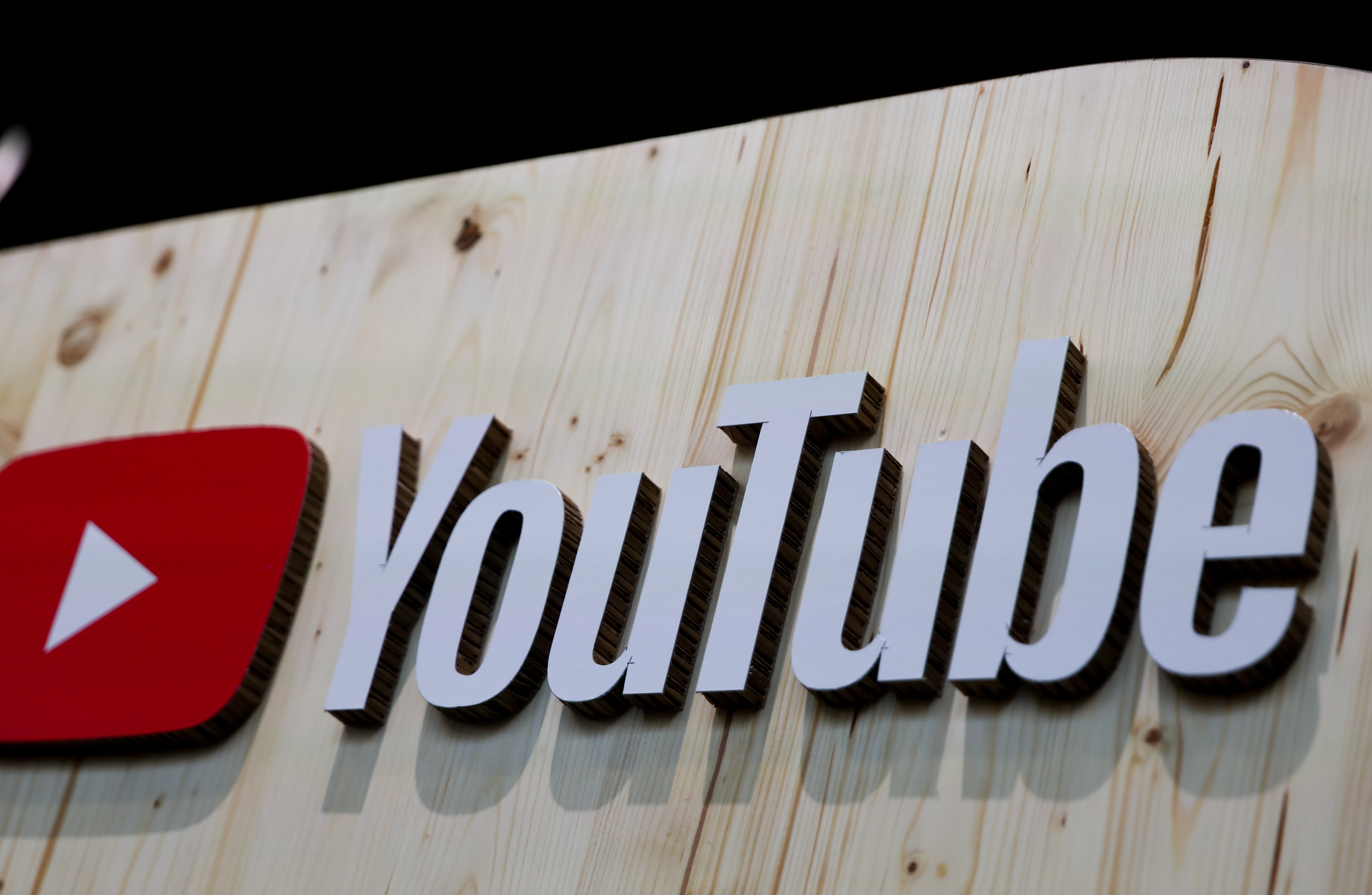 YouTube logo IC photo