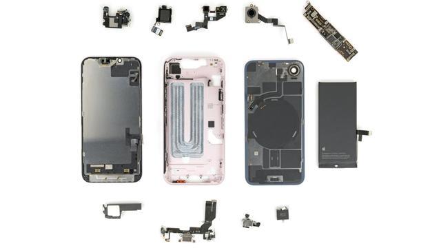 iFixit拆解苹果iPhone 17e:跨代拼装零件几乎无故障