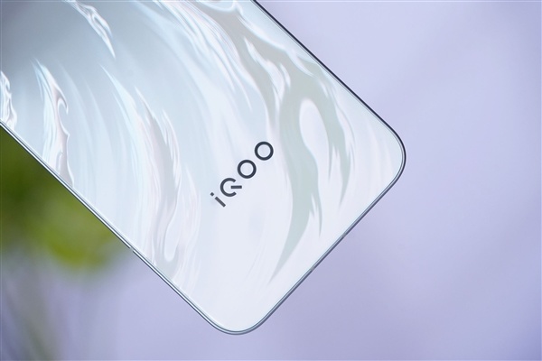 天玑9500M双芯加持！iQOO Neo11至尊版图赏